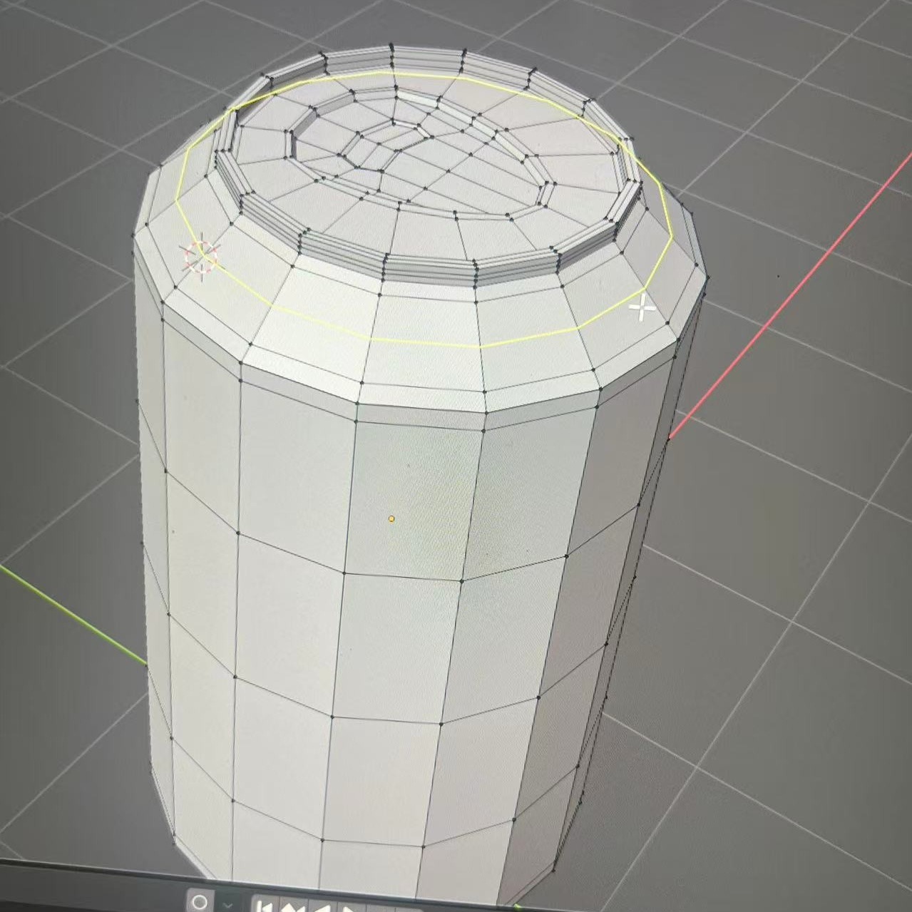 The raised rim and central opening are refined on the can body.